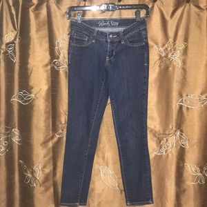 Old Navy Ankle Cropped Jeans